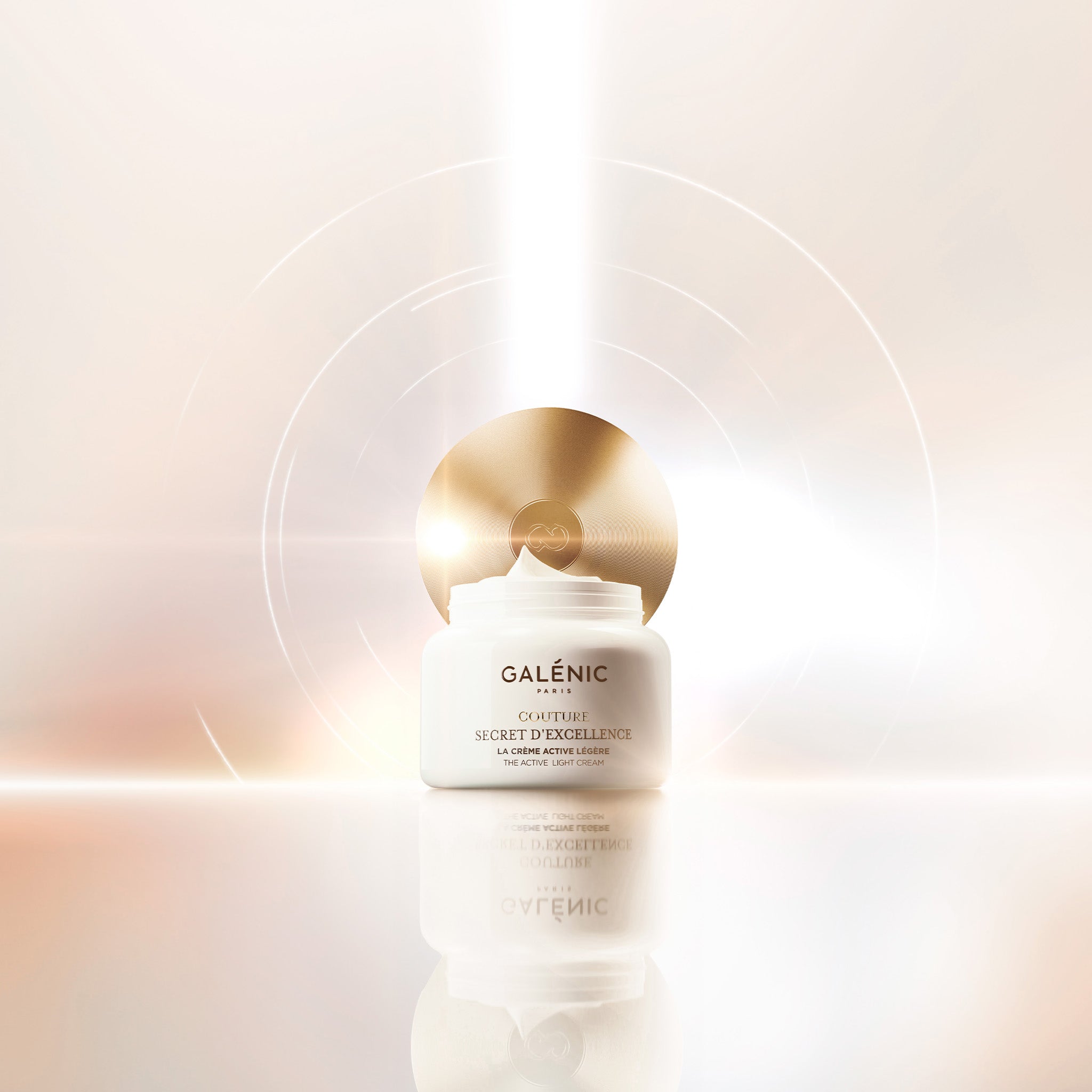 THE ACTIVE LIGHT CREAM
